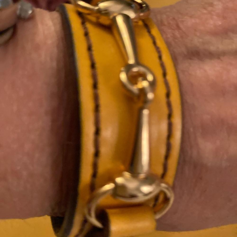 Two leather bracelets - Picture 3 of 5